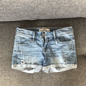 Hollister light wash jean shorts-00